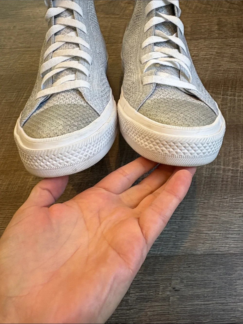 Converse Chuck Taylor All Star Flyknit High Top Sneakers Men’s 9/Women’s 11 Gray - Picture 4 of 10